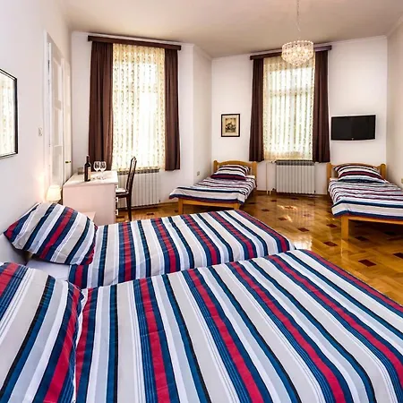 Vila Regina Rooms Karlovac Exterior foto