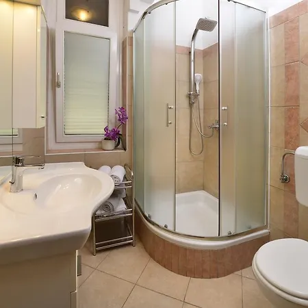 Vila Regina Rooms Karlovac Exterior foto